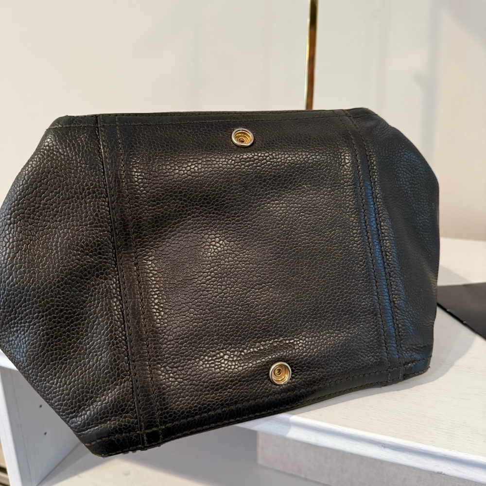 YSL Black Downtown Tote Bag - Picture 8 of 15